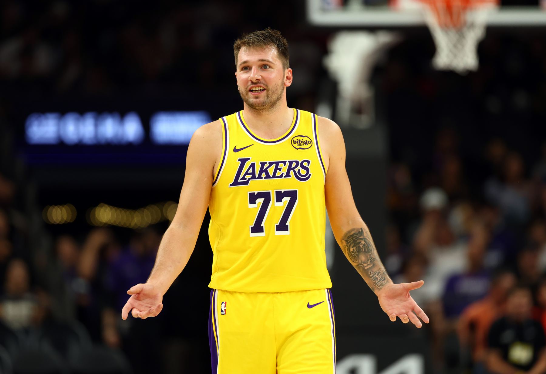 Comparable to Jordan, Chamberlain and McAdoo! Doncic scored 40+ points for the 50th time before turning 27